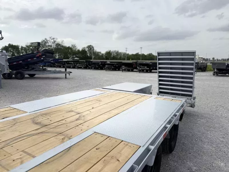 new Equipment / Flatbed Trailers Load Trail  for sale, in Bastrop, LA Thumbnail 7