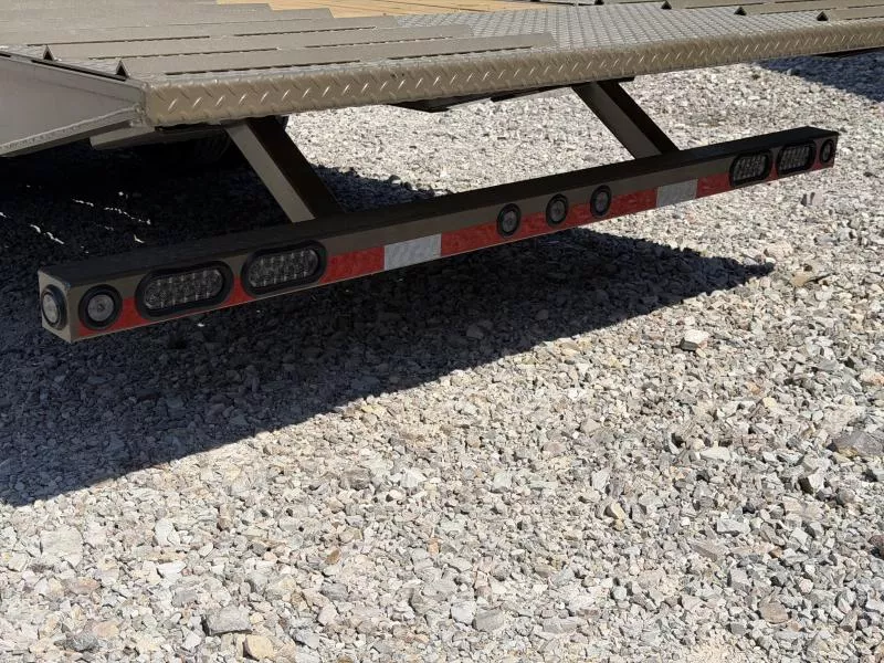 new Equipment / Flatbed Trailers Load Trail  for sale, in Malvern, AR Thumbnail 19