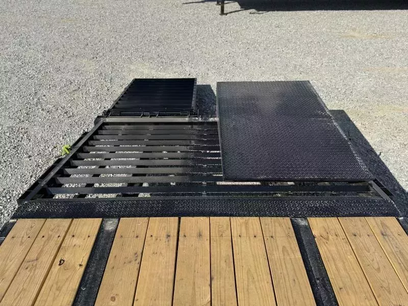 new Equipment / Flatbed Trailers Load Trail  for sale, in Bastrop, LA Thumbnail 18