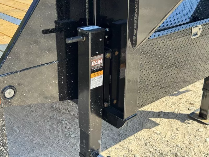 new Equipment / Flatbed Trailers Load Trail  for sale, in Malvern, AR Thumbnail 5