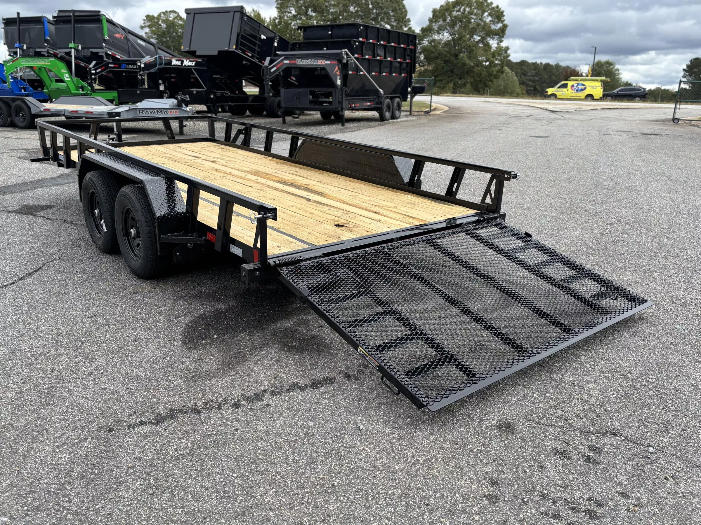 2026 Load Trail UE 83X16 TANDEM AXLE W/4' FOLDING GATE AND SQUARE