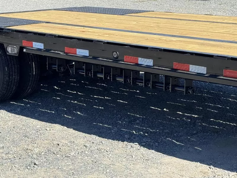 new Equipment / Flatbed Trailers Load Trail  for sale, in Bastrop, LA Thumbnail 5