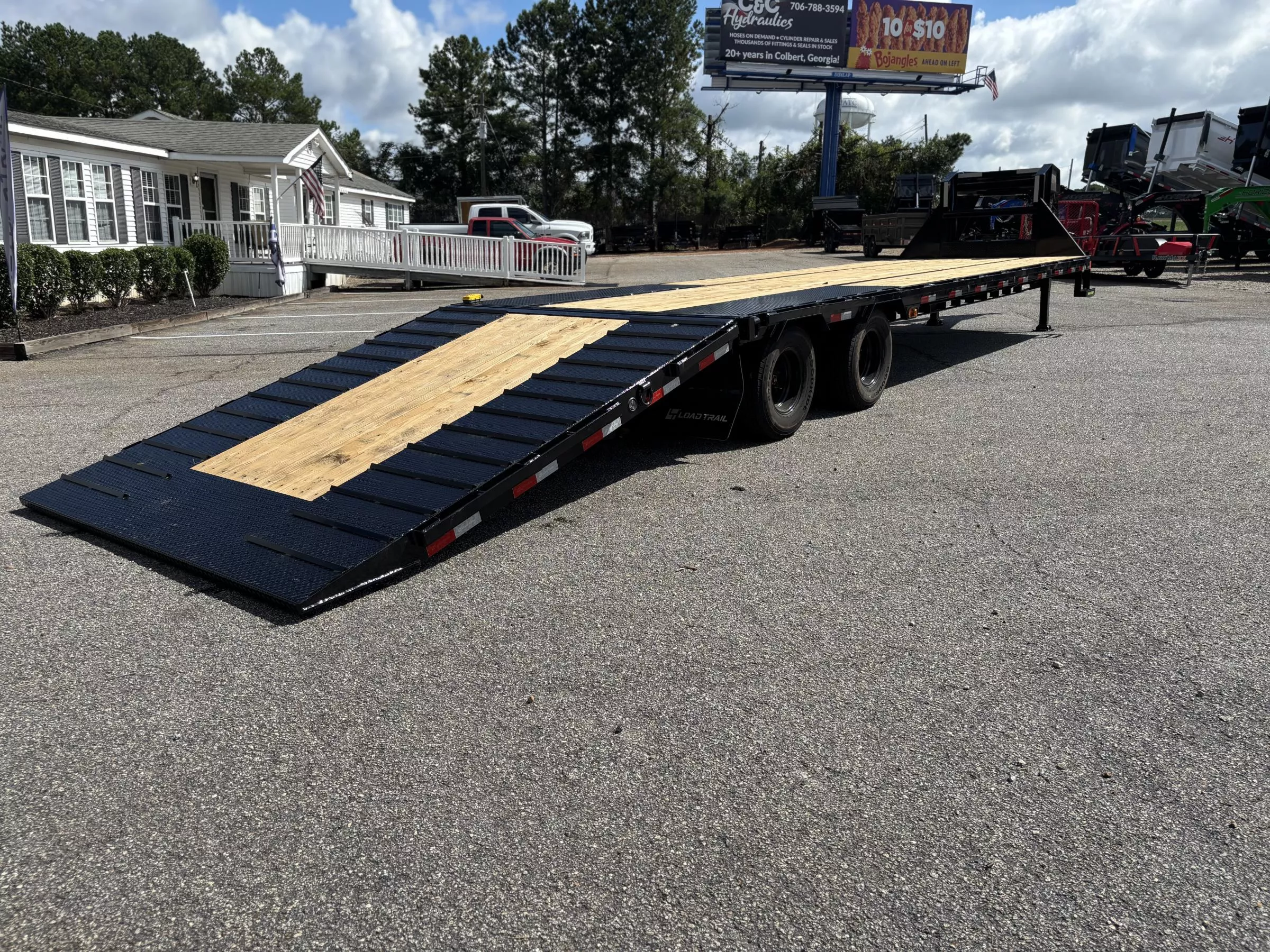 2026 Load Trail GL 102X36 25900 GVWR 10 FOOT HYDRAULIC DOVE TAIL