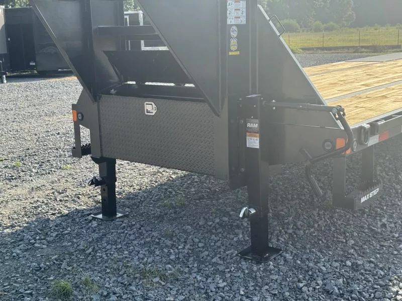 new Equipment / Flatbed Trailers Load Trail  for sale, in Bastrop, LA Thumbnail 4