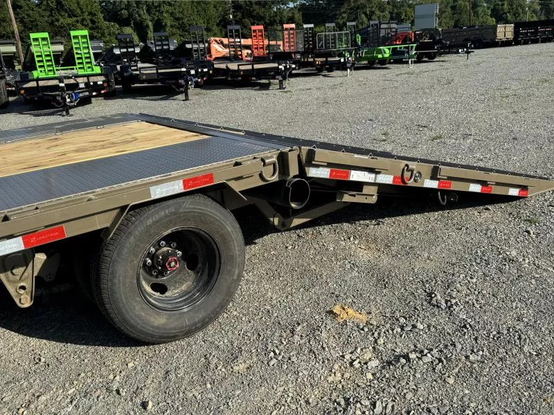 new Equipment / Flatbed Trailers Load Trail  for sale, in Bastrop, LA Thumbnail 9