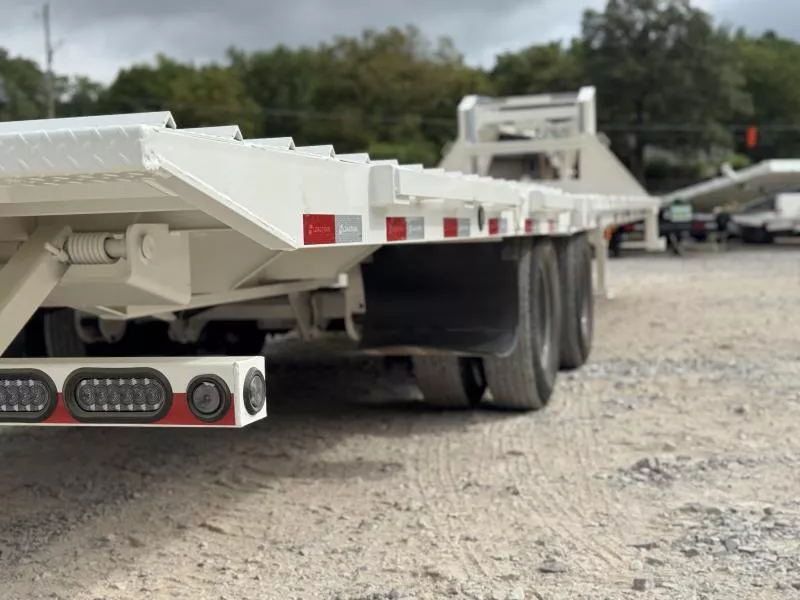 new Equipment / Flatbed Trailers Load Trail  for sale, in Malvern, AR Thumbnail 20