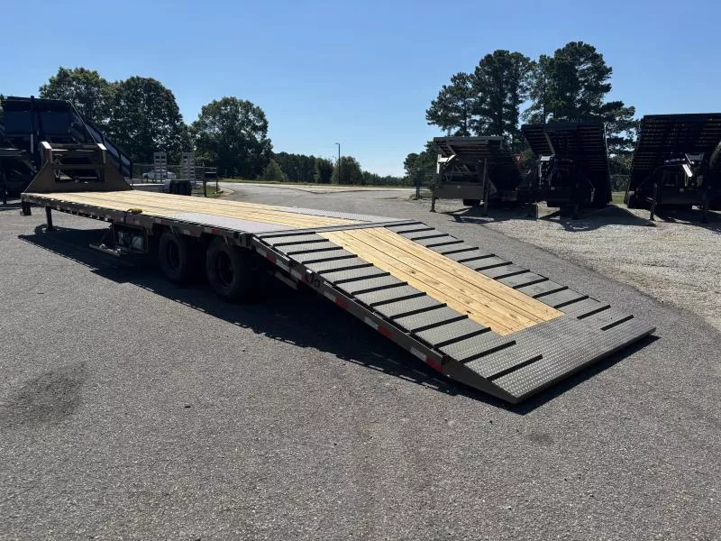 2026 Load Trail 102X40 25900 GVWR 10' HYDRAULIC DOVE TAIL  Deckover Trailer