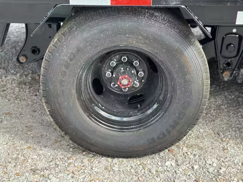 new Equipment / Flatbed Trailers Load Trail  for sale, in Bastrop, LA Thumbnail 12