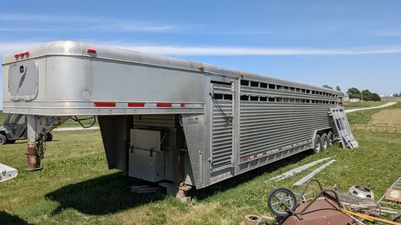 used Stock / Stock Combo Trailers Featherlite  for sale, in Brooklyn, IA Thumbnail 3