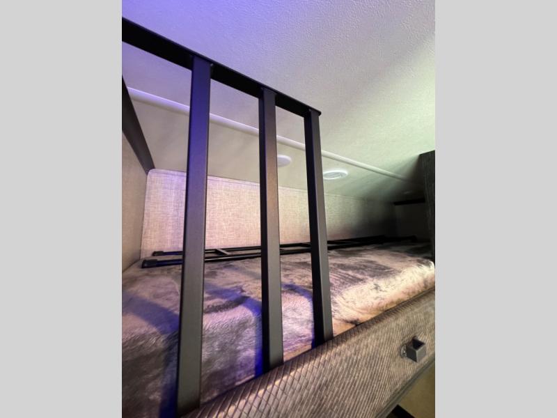 used Toy Haulers Jayco Seismic Luxury Series for sale, in Odessa, TX Thumbnail 17