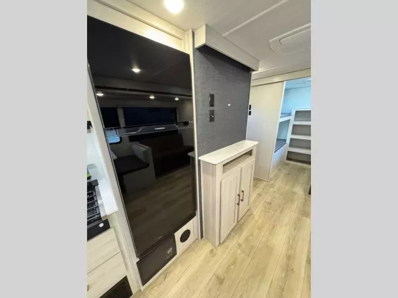 new Travel Trailers Forest River Surveyor Legend X for sale, in Odessa, TX Thumbnail 22