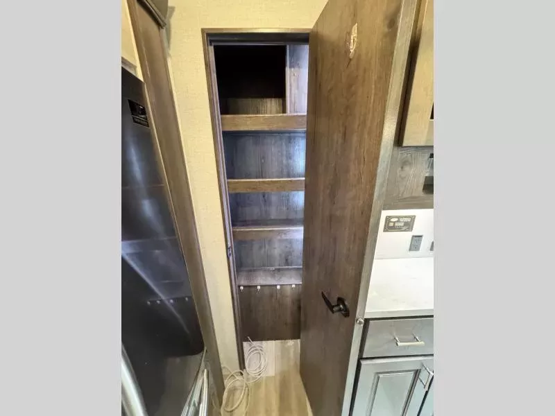 used Fifth Wheel Trailers Alliance RV Paradigm for sale, in Odessa, TX Thumbnail 11