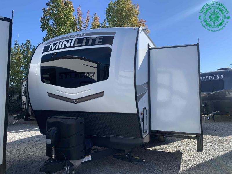 2023 Forest River 2516S Rockwood Mini Lite Travel Trailer 2023 Forest River 2516S Rockwood Mini Lite Travel Trailer