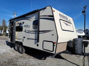 2016 Forest River Rockwood Mini Lite 2109S 2016 Forest River Rockwood Mini Lite 2109S