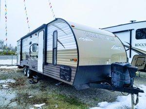 2015 FOREST RIVER CHEROKEE GREY WOLF 26DBH 2015 FOREST RIVER CHEROKEE GREY WOLF 26DBH