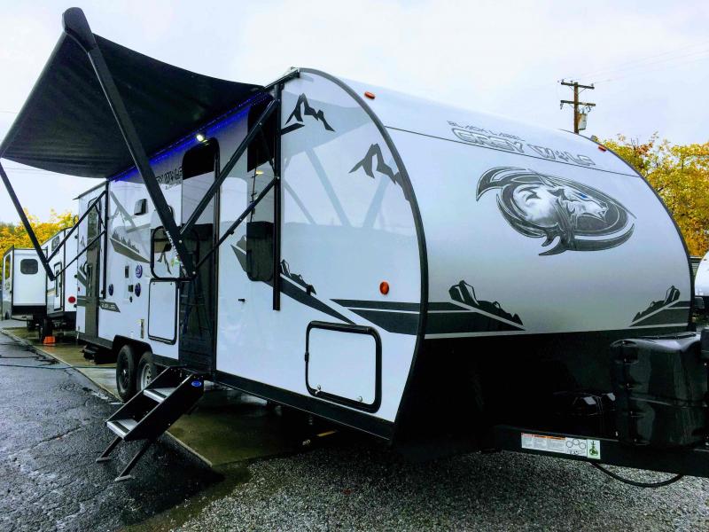 2022 Forest River Cherokee Grey Wolf 23DBHBL Travel Trailer RV 2022 Forest River Cherokee Grey Wolf 23DBHBL Travel Trailer RV