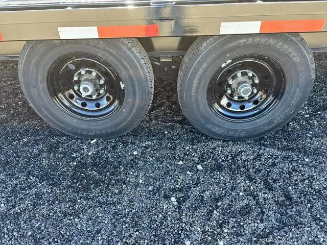 new Equipment / Flatbed Trailers East Texas Trailers  for sale, in Canyon, TX Thumbnail 4