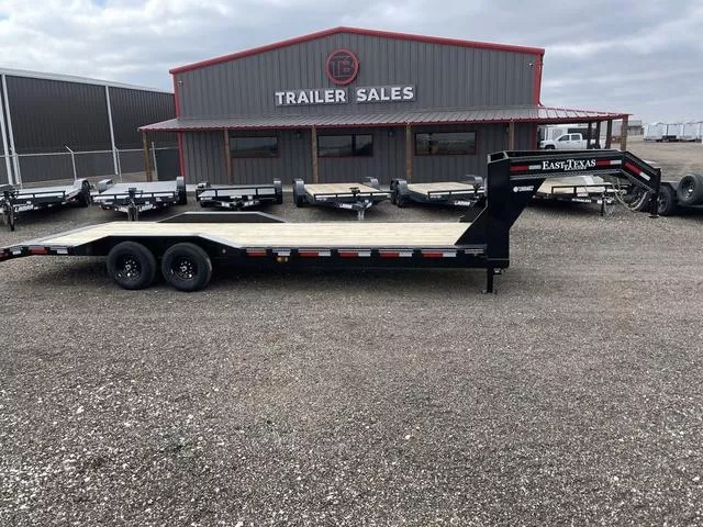 East Texas Trailers 102X26 Gooseneck Trailer - Drive Over Fenders - To