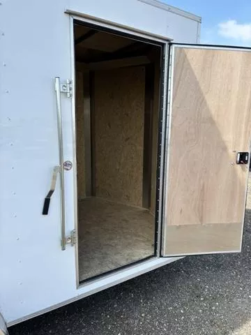 new Cargo (Enclosed) Trailers Look Trailers  for sale, in Canyon, TX Thumbnail 9