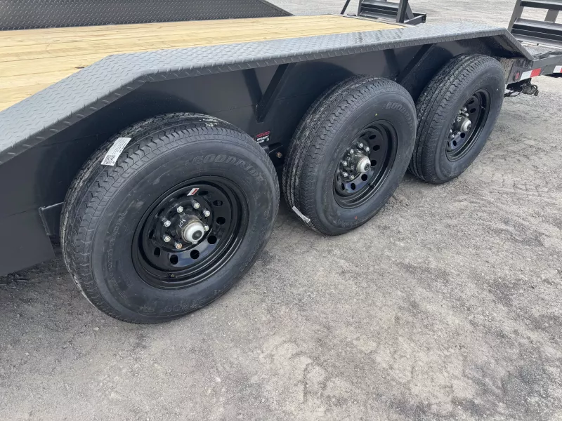 new Equipment / Flatbed Trailers Load Trail  for sale, in Clinton, NY Thumbnail 4
