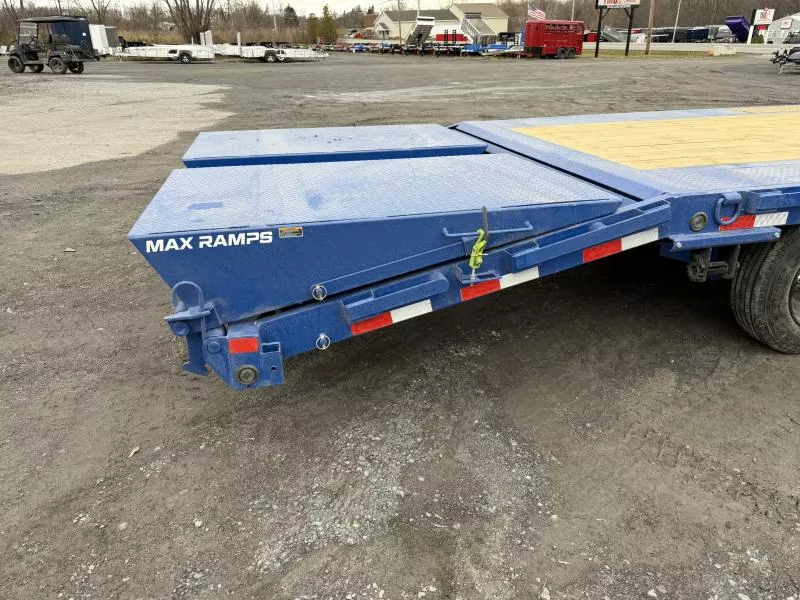 new Equipment / Flatbed Trailers Load Trail  for sale, in Clinton, NY Thumbnail 6