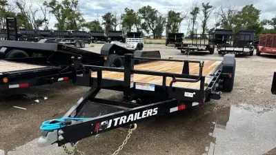 2027 PJ Trailers T6202 Gravity tilt 20'