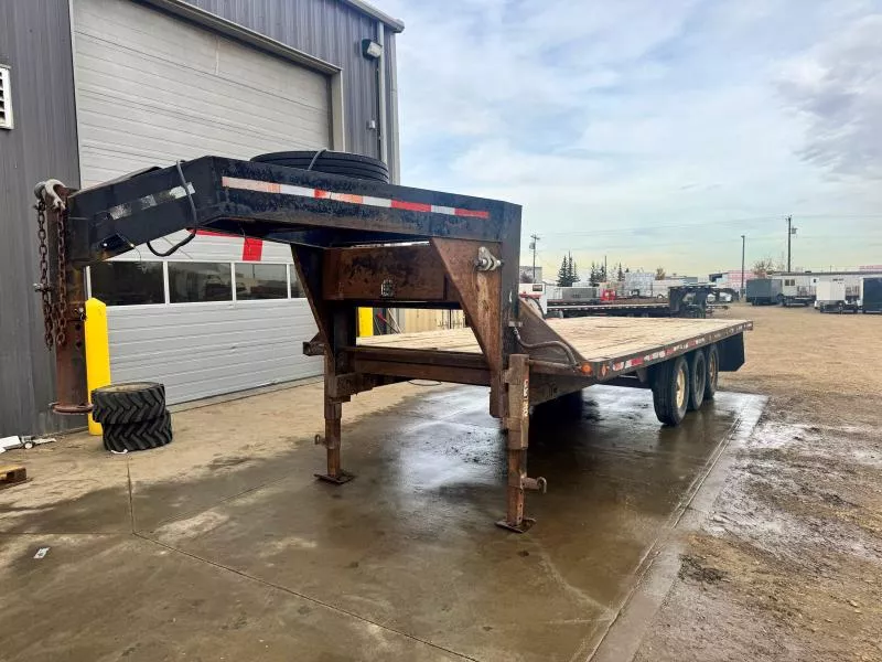 1980 USED Linden TSV 8.5' X 22' gooseneck trailer (24150 lbs gvw)