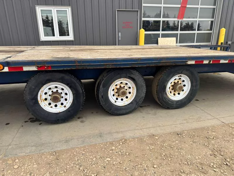 used Equipment / Flatbed Trailers Falcon Trailers  for sale, in Edmonton, AB Thumbnail 11