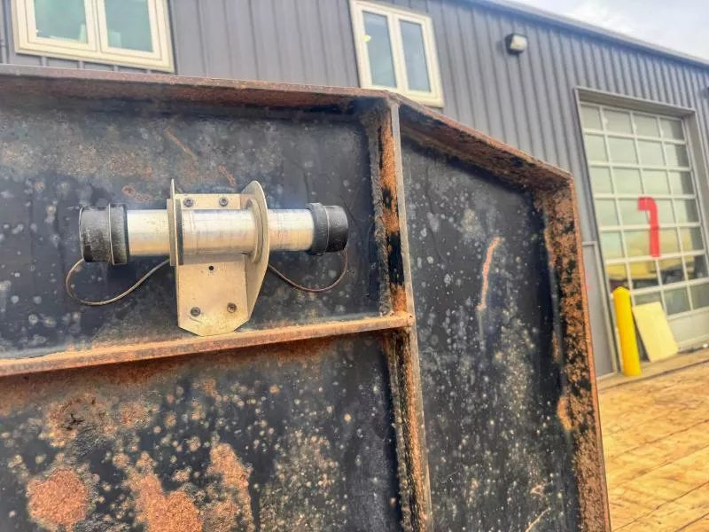 used Equipment / Flatbed Trailers Snake River  for sale, in Edmonton, AB Thumbnail 12