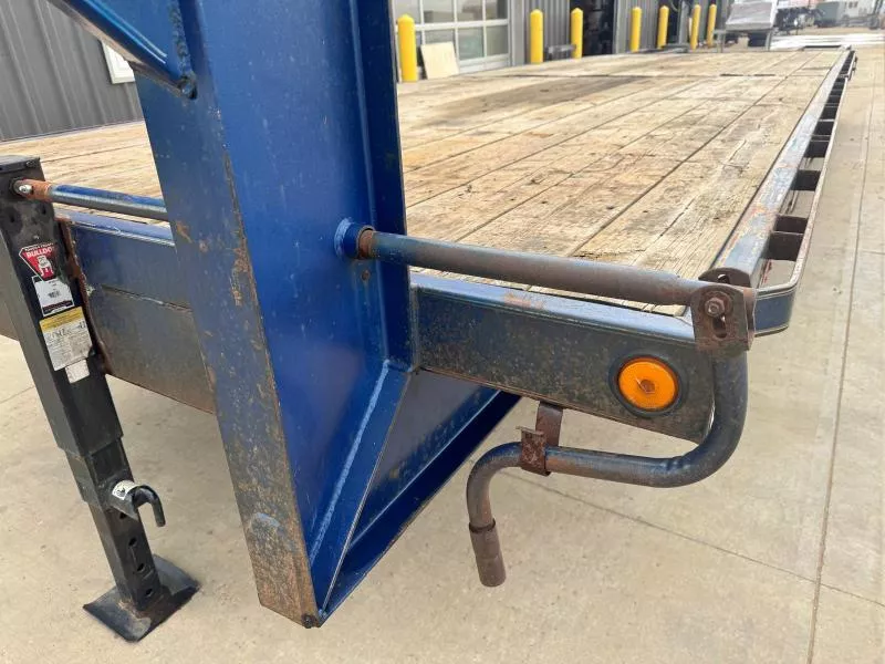 used Equipment / Flatbed Trailers Falcon Trailers  for sale, in Edmonton, AB Thumbnail 8