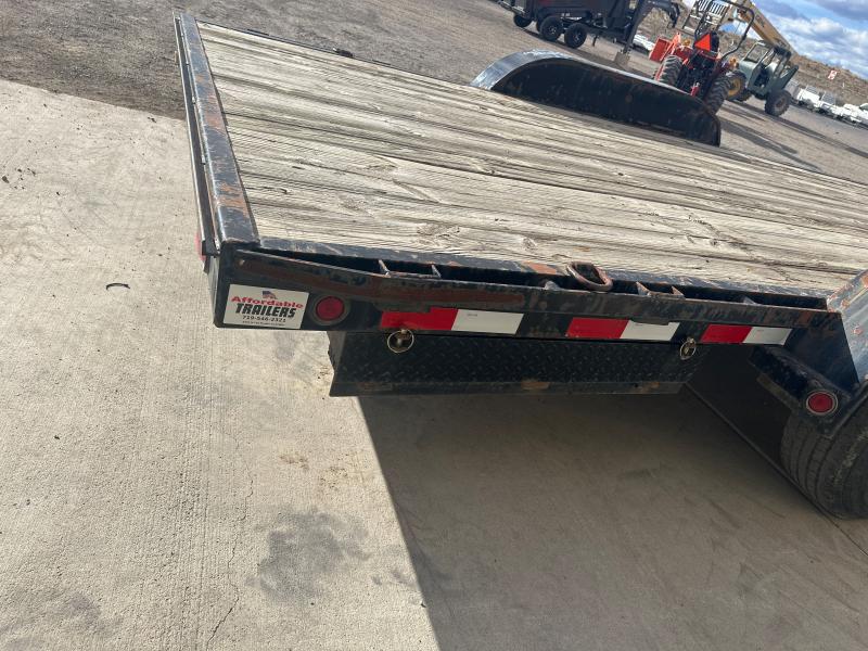 used Equipment / Flatbed Trailers Load Trail  for sale, in Pueblo, CO Thumbnail 3
