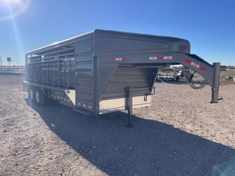 2025 GR TRAILERS 6.8' x 24' Gooseneck Horse Trailer