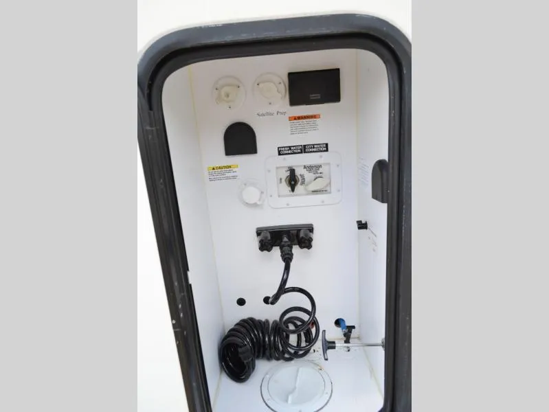 used Travel Trailers Keystone RV Alpine for sale, in Titusville, FL Thumbnail 30