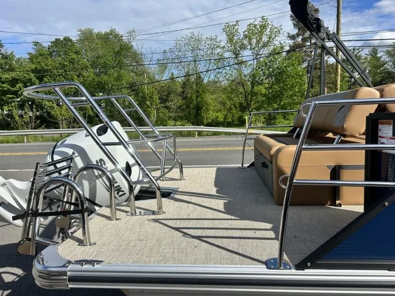 new Other Trailers Crest  for sale, in Ballston Lake, NY Thumbnail 13