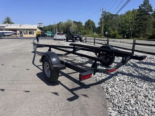2023 Yacht Club Trailers Roller Series R1830 16-18FT 