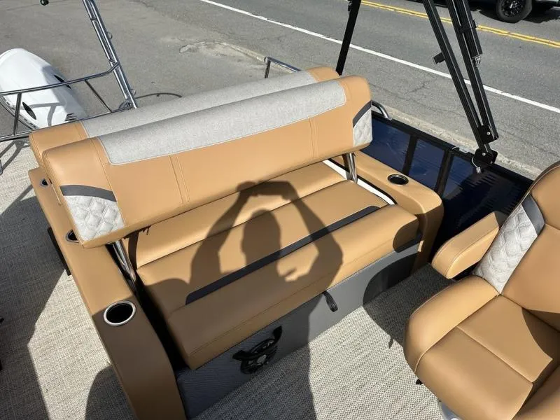 new Other Trailers Crest  for sale, in Ballston Lake, NY Thumbnail 40