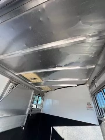 used Horse Trailers Sundowner Trailers  for sale, in Wills Point, AL Thumbnail 5