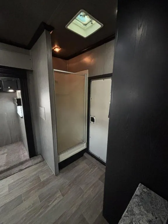 used Toy Haulers Sundowner Trailers  for sale, in Wills Point, AL Thumbnail 9