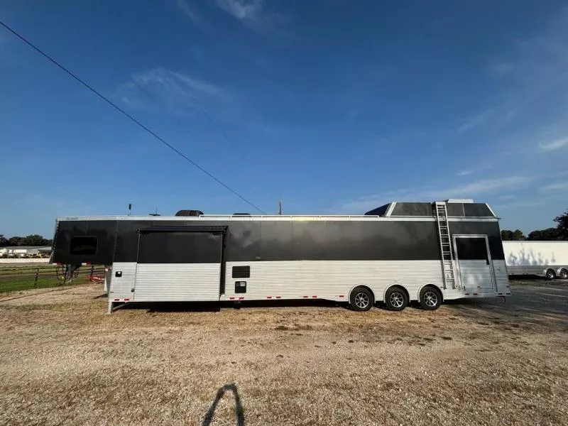 used Toy Haulers Sundowner Trailers  for sale, in Wills Point, TX Thumbnail 13