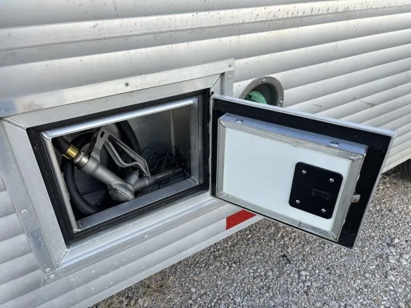 used Toy Haulers Sundowner Trailers  for sale, in Wills Point, TX Thumbnail 12