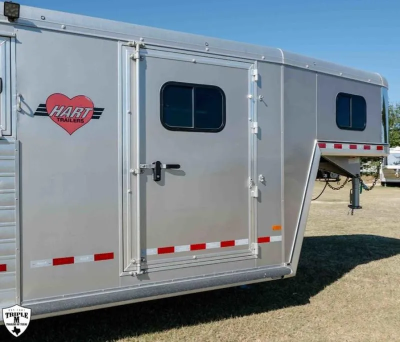 used Horse Trailers Hart Trailers  for sale, in Wills Point, AL Thumbnail 15