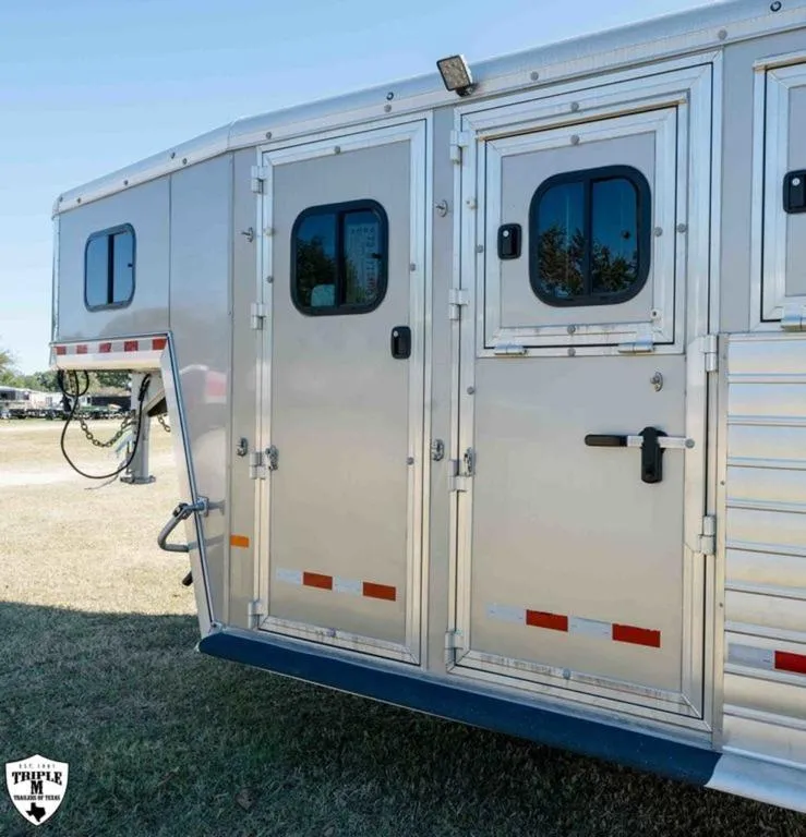 used Horse Trailers Hart Trailers  for sale, in Wills Point, AL Thumbnail 2