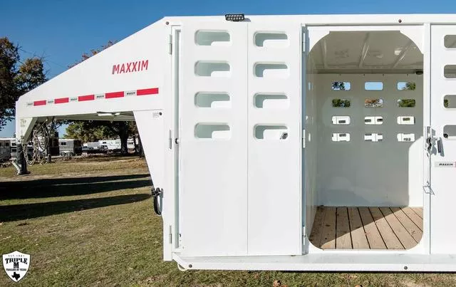 new Stock / Stock Combo Trailers Maxxim Industries  for sale, in Wills Point, AL Thumbnail 2