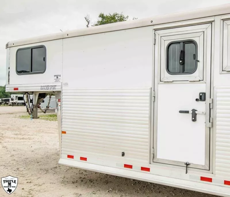 used Horse Trailers Sundowner Trailers  for sale, in Wills Point, TX Thumbnail 5