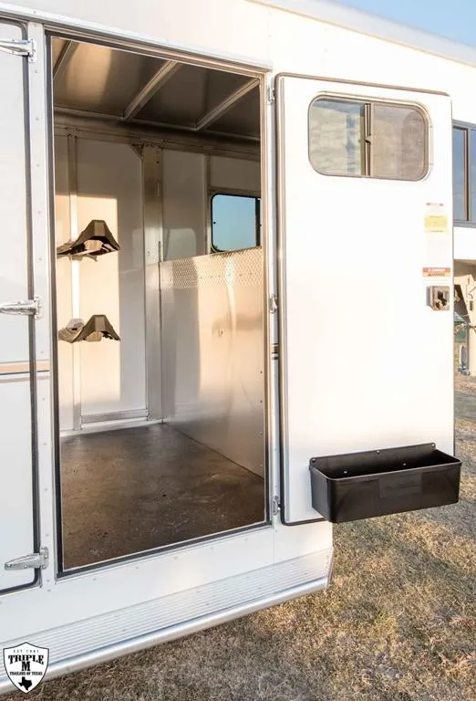 new Horse Trailers Sundowner Trailers  for sale, in Wills Point, AL Thumbnail 8