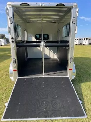 new Horse Trailers Sundowner Trailers  for sale, in Wills Point, TX Thumbnail 5
