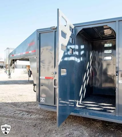 new Stock / Stock Combo Trailers Maxxim Industries  for sale, in Wills Point, AL Thumbnail 2