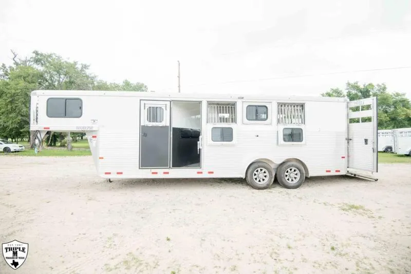 used Horse Trailers Sundowner Trailers  for sale, in Wills Point, AL Thumbnail 7
