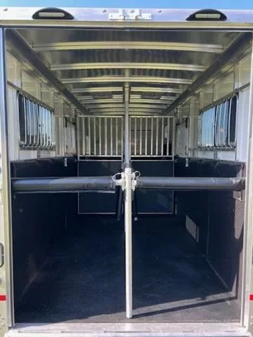 new Horse Trailers Sundowner Trailers  for sale, in Wills Point, TX Thumbnail 4