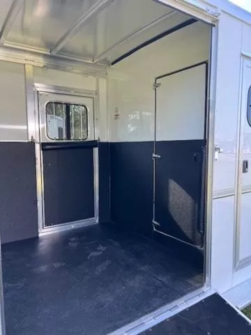 new Horse Trailers Sundowner Trailers  for sale, in Wills Point, TX Thumbnail 9